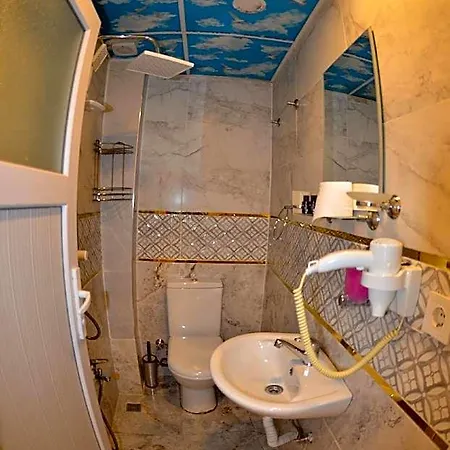 Hotel Old Konstantinei *